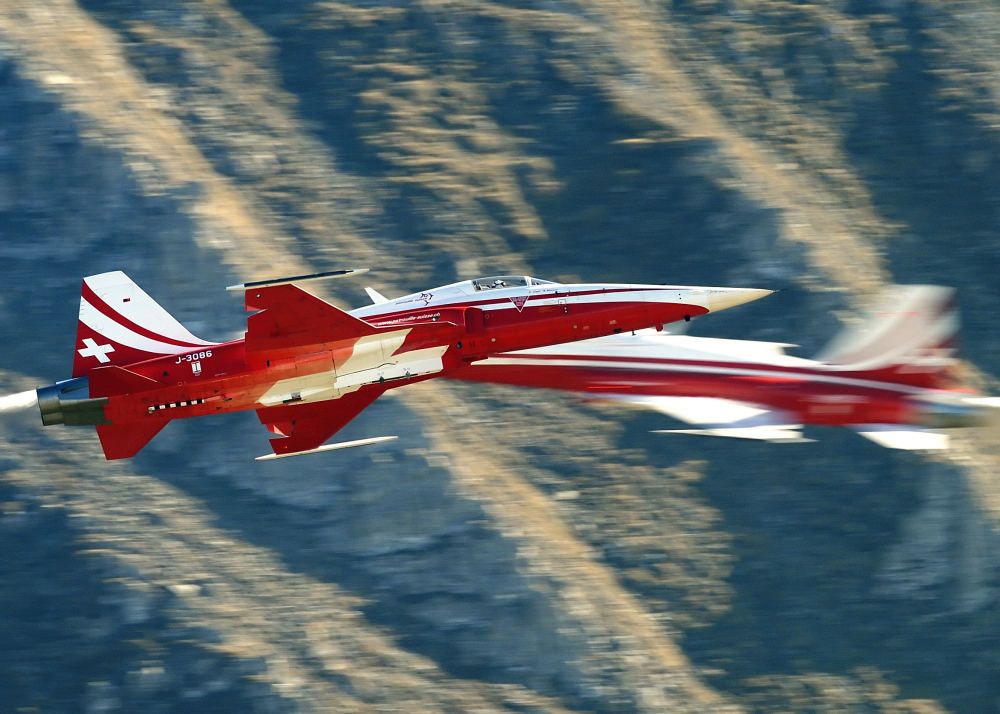 _ESX4255_02.JPG